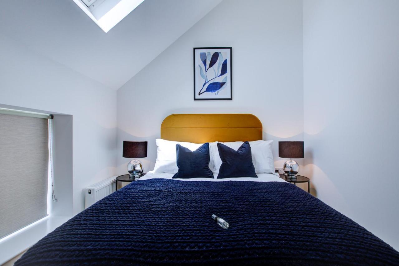 Hybrid Resi - Near Richmond - Wimbledon Appartement
