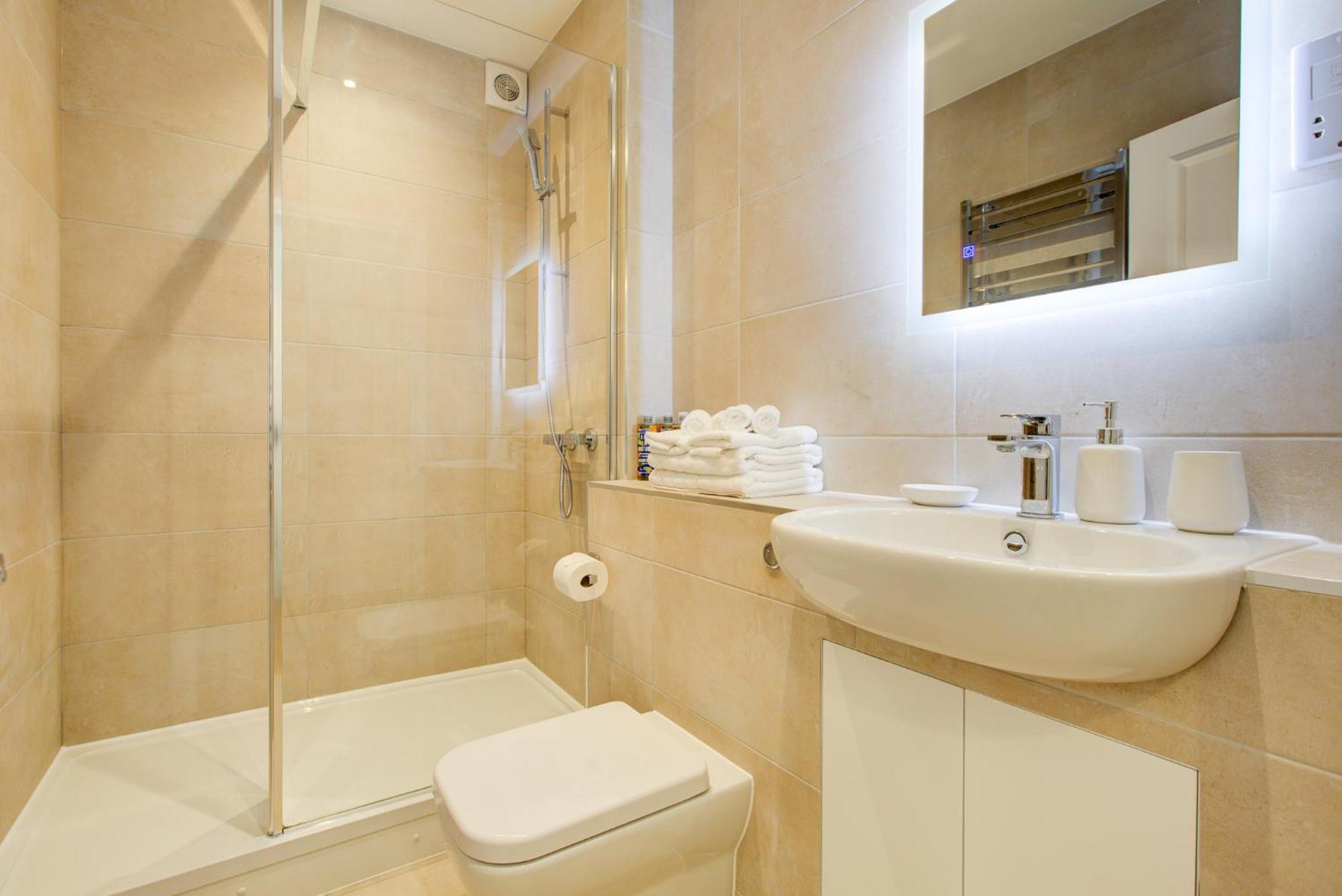Hybrid Resi - Near Richmond - Wimbledon * New Malden