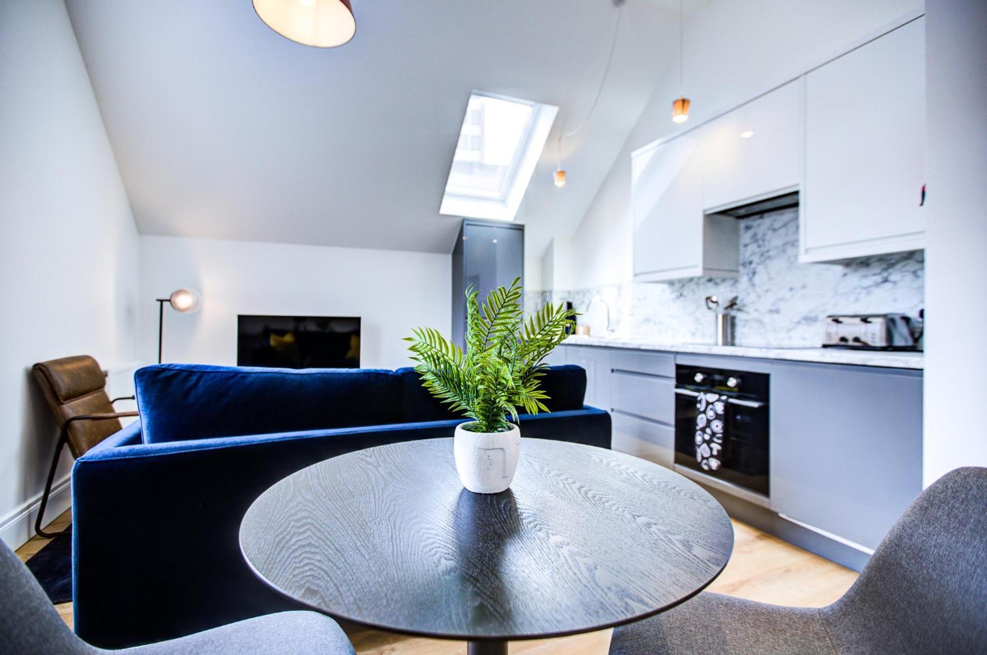 Appartement Hybrid Resi - Near Richmond - Wimbledon New Malden